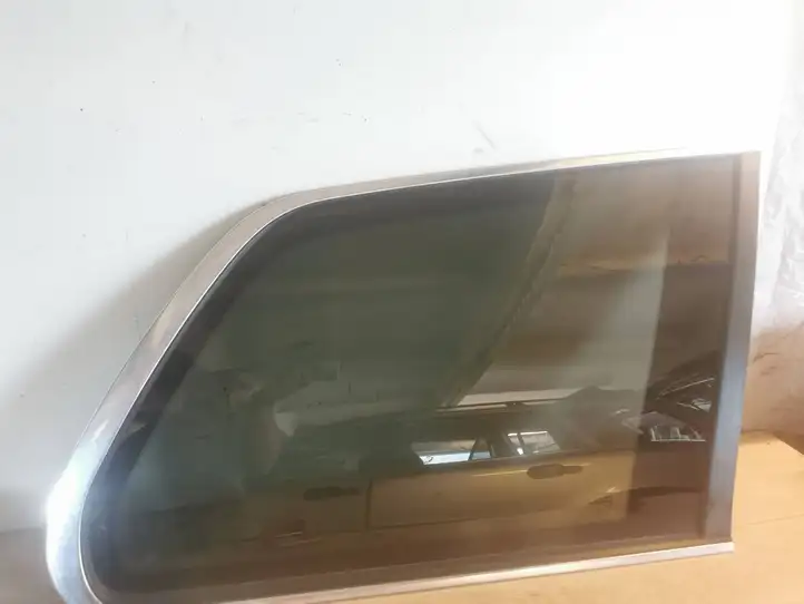 Volvo XC90 (2006 - 2014) 43R001604 Заднее боковое стекло — фото 1