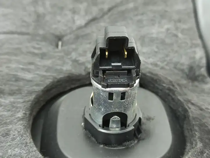 Mercedes-Benz E W211 (2002 - 2009)  A2116905153 Боковая панель