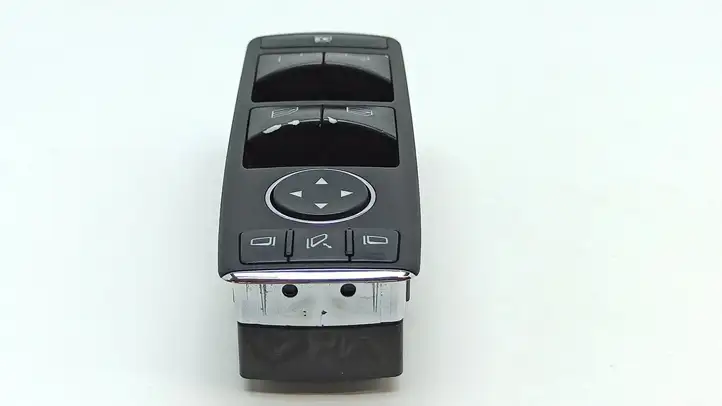Mercedes-Benz C W204 (2007 - 2014) A2048703558 Блок кнопок стеклоподъемников — фото 9