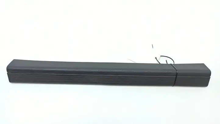 Mercedes-Benz C W204 (2007 - 2014) A2046860136 Внутренняя отделка переднего порога — фото 14