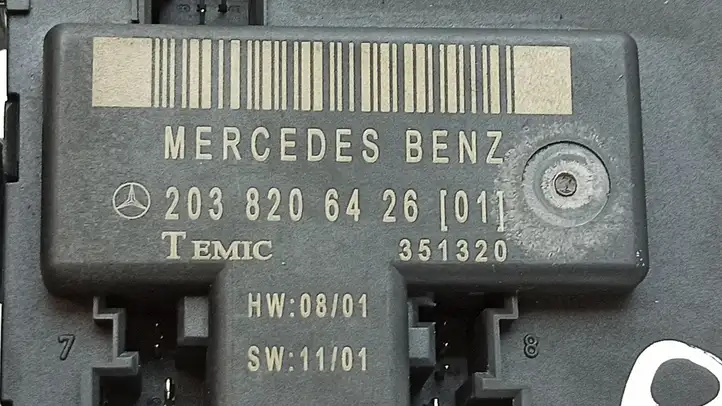 Mercedes-Benz C W203 (2000 - 2007) 2038206426 Блок управления дверью — фото 7