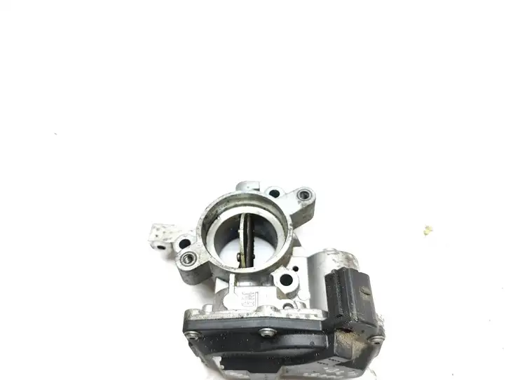 Opel Astra J (2009 - 2012) 55581772 Дроссельная заслонка — фото 1