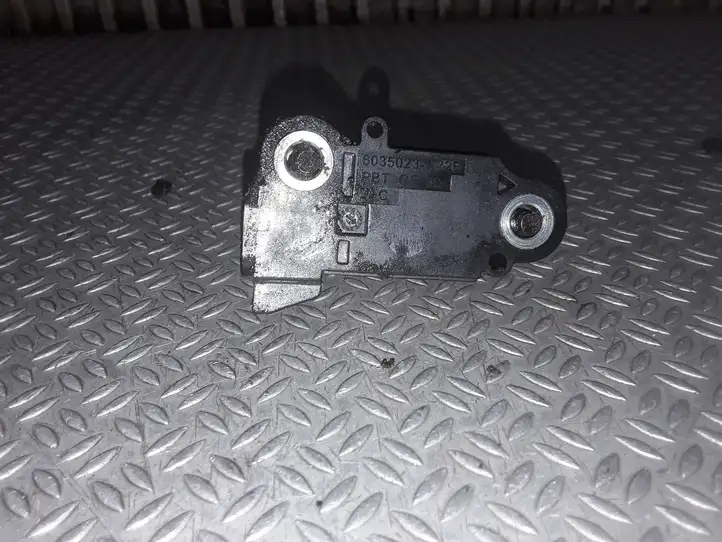 Chevrolet Captiva (2006 - 2011) 96631484 Датчик удара SRS — фото 2