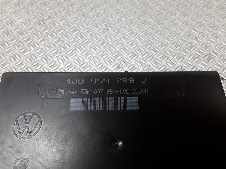 Volkswagen PASSAT B5 (1997 - 2000) 1J0959799J Модуль комфорта — фото 2