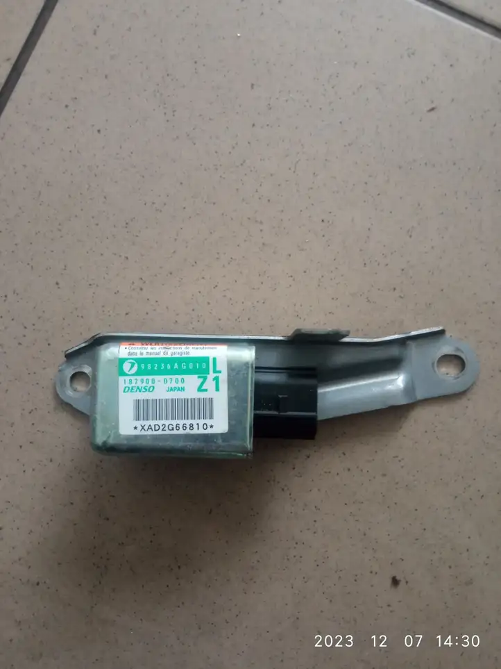 Subaru Legacy (2003 - 2009) 98236AG010 Датчик удара SRS — фото 1