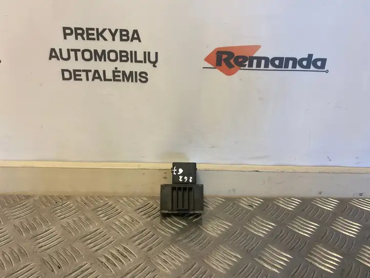 Renault Megane II (2002 - 2005) 9640469680 Реле накала свечей — фото 1