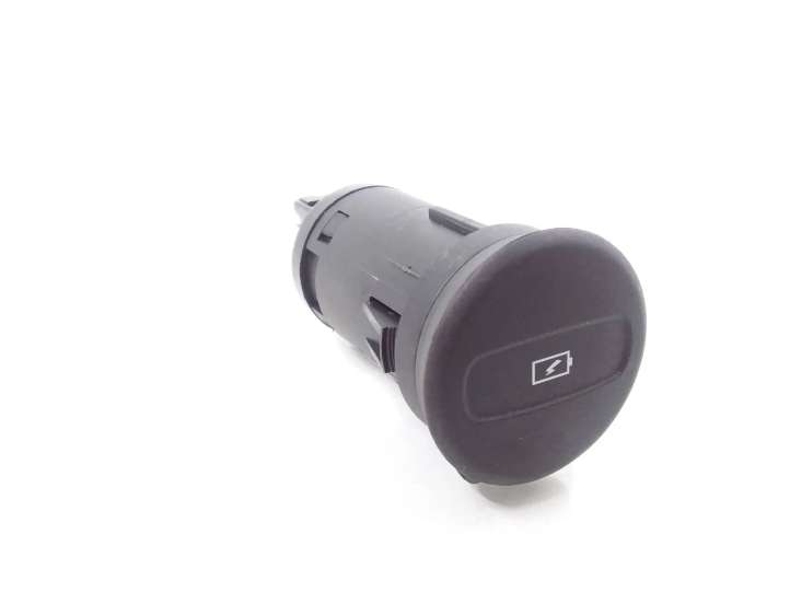 32231928 Polestar 2 USB jungtis