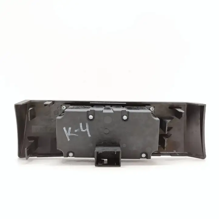 BMW 5 E60 E61 (2004 - 2010) 6925287 Включатель фонарей — фото 5