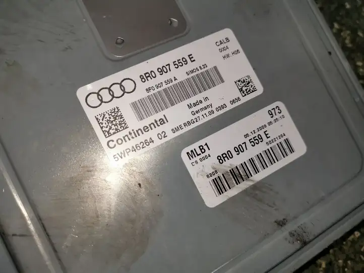Audi Q5 SQ5 (2012 - 2017) 8R0907559E Блок управления двигателем (ЭБУ) — фото 2