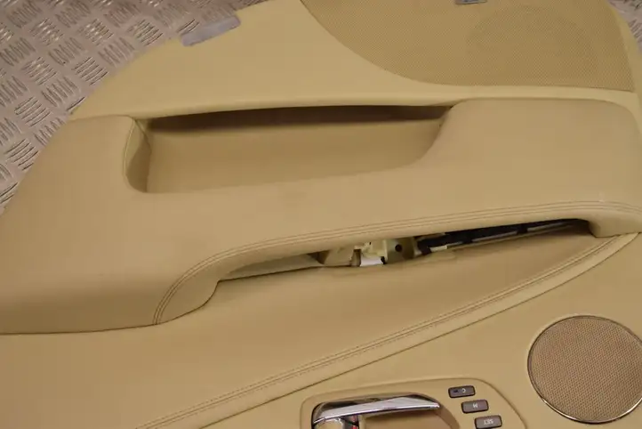 Lexus LS 460 - 600H (2006 - 2009) Обшивка задней двери — фото 7