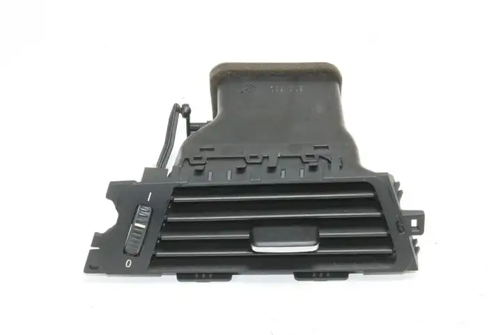 BMW 3 E90 E91 (2005 - 2012) 9130465 Боковой воздушный дефлектор — фото 1