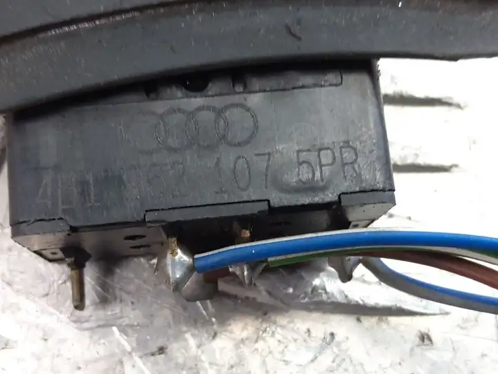 Audi A6 S6 C5 4B (2001 - 2004) Включатель центрального замка — фото 6