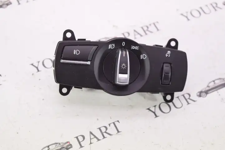 BMW X3 F25 (2010 - 2017) 9192745 Включатель фонарей — фото 1