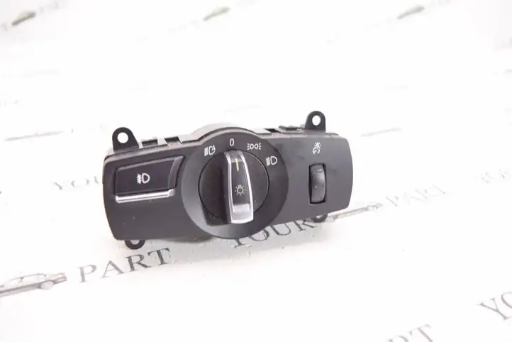 BMW X3 F25 (2010 - 2017) 9192745 Включатель фонарей — фото 1