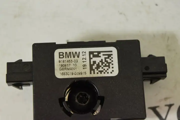 BMW 1 F20 F21 (2011 - 2019) 9181453 Усилитель антенны — фото 8