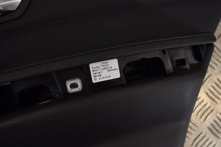 BMW 3 E90 E91 (2005 - 2012) Обшивка задней двери — фото 3