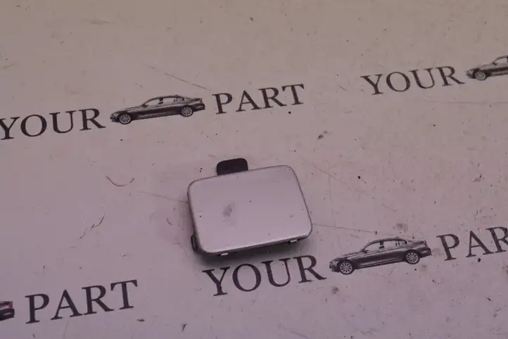 BMW 3 E90 E91 (2005 - 2012)  7906493 Заглушка буксировочной петли бампера