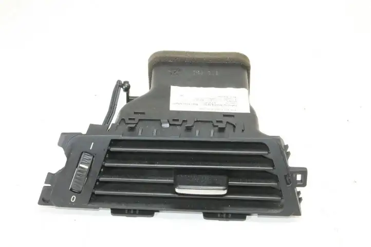 BMW 3 E90 E91 (2005 - 2012) 9130465 Боковой воздушный дефлектор — фото 1