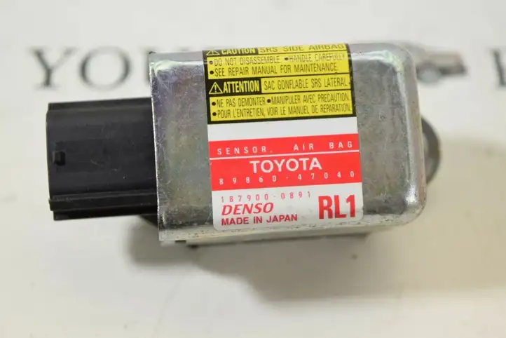 Toyota Prius (XW20) (2003 - 2009) 8986047040 Датчик удара SRS — фото 9