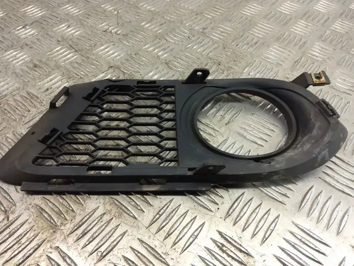 BMW 3 E92 E93 (2005 - 2014) 8041182 Решетка противотуманной фары — фото 6