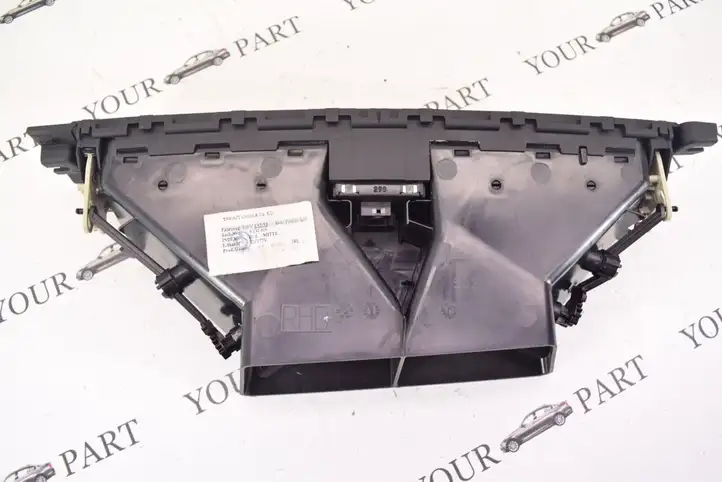 BMW 3 E92 E93 (2005 - 2014) 9130469 Центральный воздушный дефлектор — фото 6