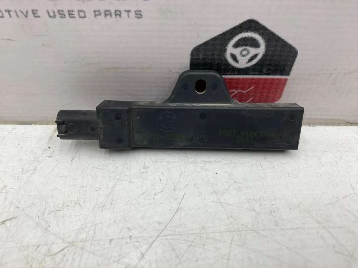 9220831 BMW 5 F10 F11 Interjero komforto antena