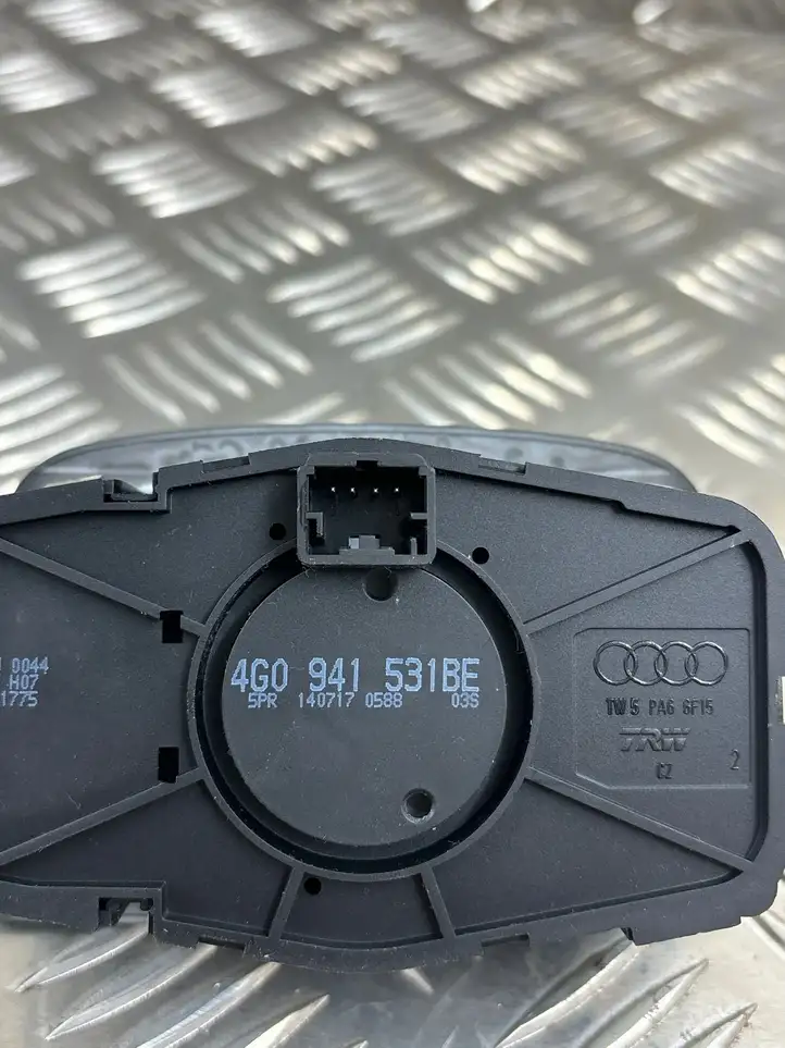 Audi A6 C7 (2014 - 2018) 4g0941531be Включатель фонарей — фото 3