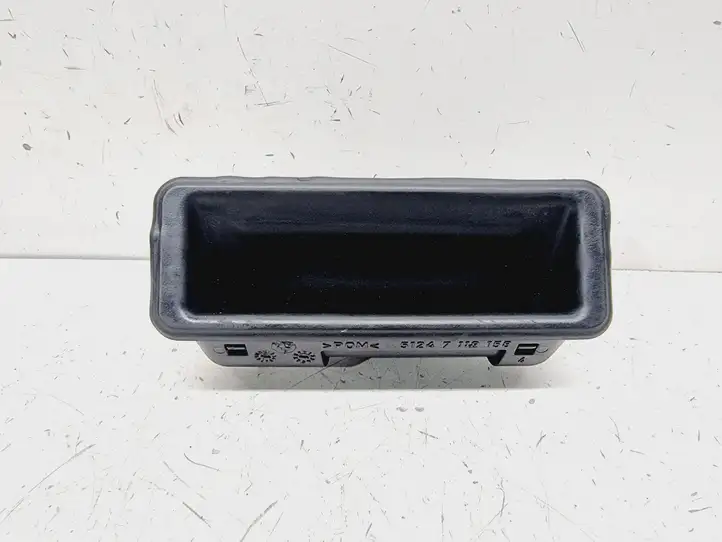 BMW 5 E60 E61 (2004 - 2010) 51247118158 Кнопка закрытия крышки багажника — фото 1
