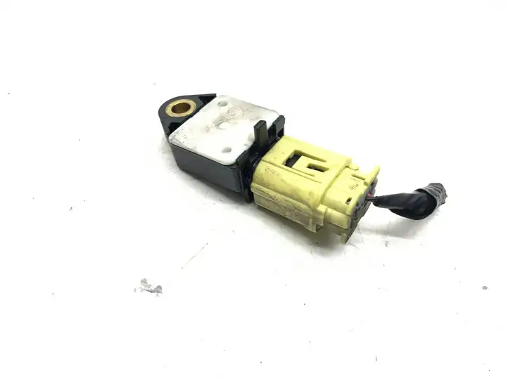 Toyota Yaris (2005 - 2009) 898310D010 Датчик удара SRS — фото 5