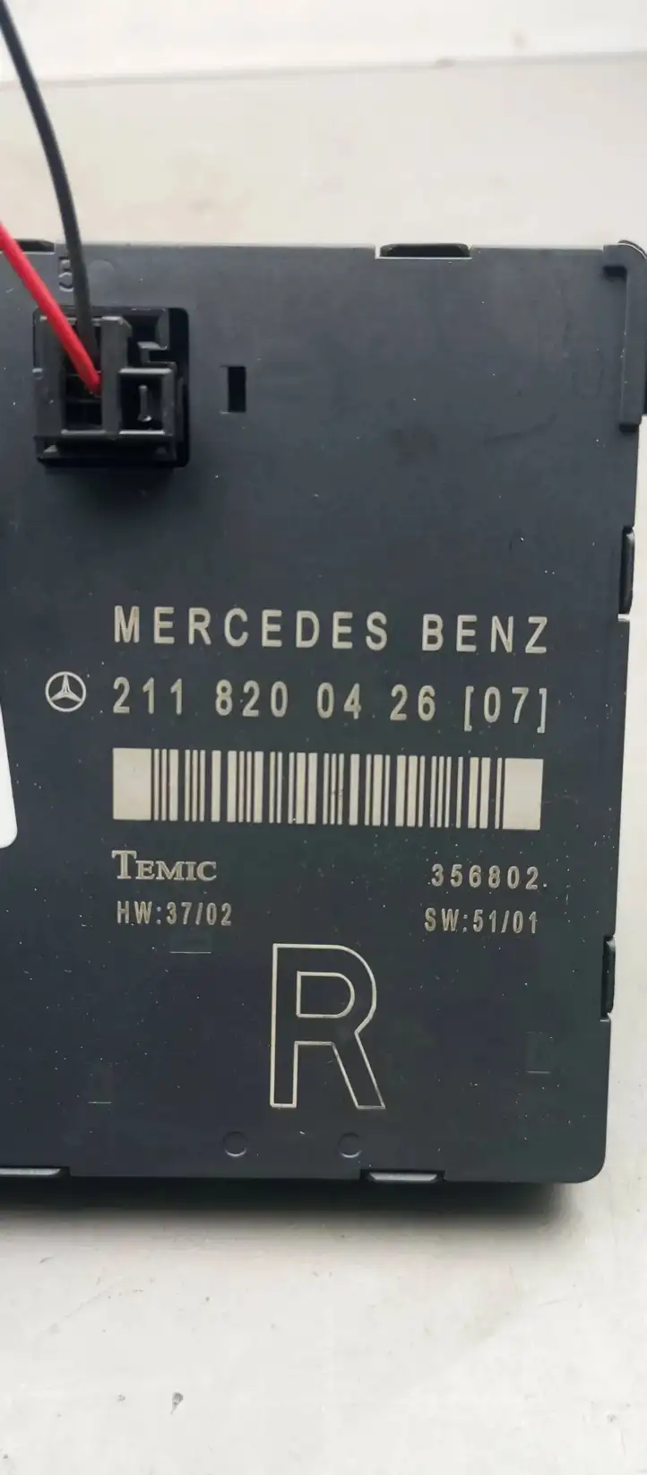 Mercedes-Benz E W211 (2002 - 2009) 2118200426 Блок управления дверью — фото 3