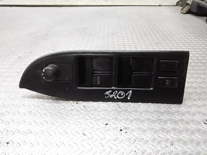 Suzuki Grand Vitara II (2005 - 2008) 8372765J0 Блок кнопок стеклоподъемников — фото 1