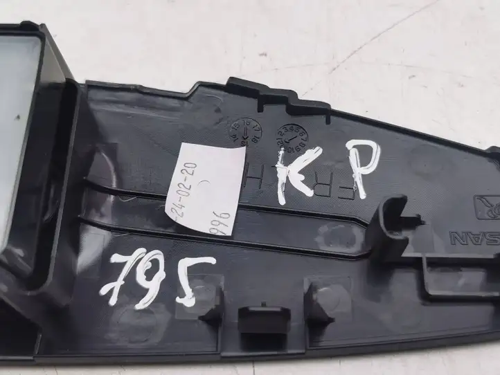 Nissan Qashqai (2017 - 2020) 809614EA Кнопка стеклоподъемников — фото 6