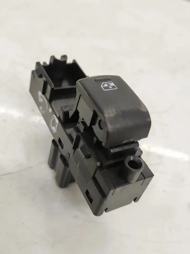 Subaru Impreza IV (2013 - 2016) 83071SG100 Блок кнопок стеклоподъемников — фото 1