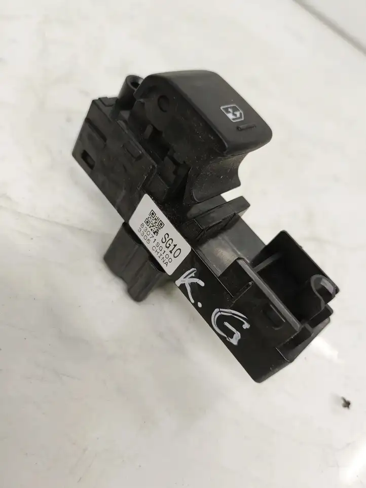 Subaru Impreza IV (2013 - 2016) 83071SG100 Кнопка стеклоподъемников — фото 2