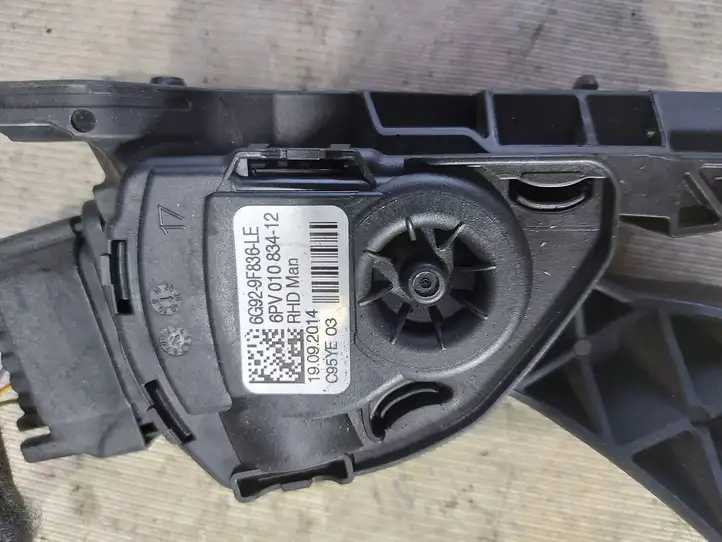 Ford Galaxy (2010 - 2015) 6G929F836LE Педаль акселератора — фото 3