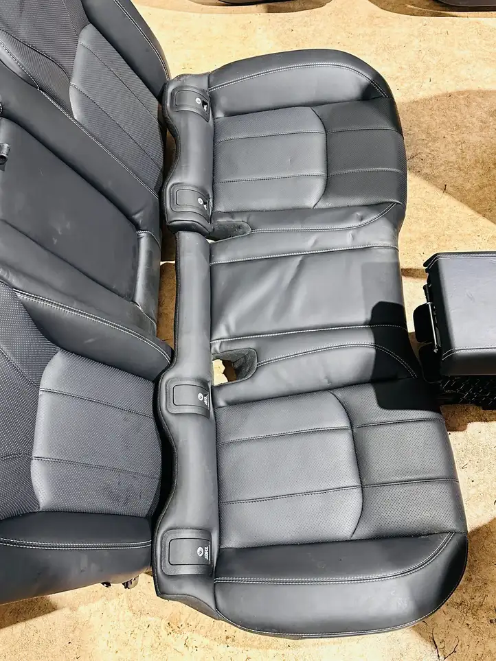 Land Rover Range Rover Evoque L538 (2015 - 2018) GJ3214D600AE Комплект салона — фото 10