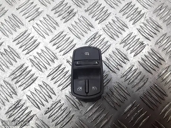 Opel Corsa D (2006 - 2010) 13258521AA Кнопка стеклоподъемников — фото 1