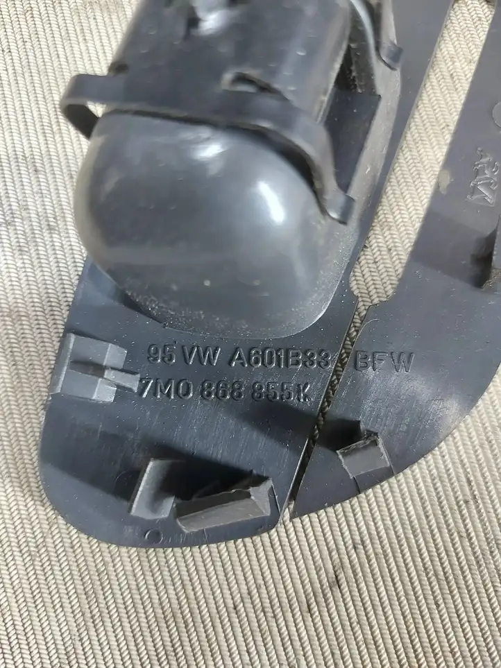 Ford Galaxy (2000 - 2006) 7M0868855K Накладка ремня безопасности — фото 3