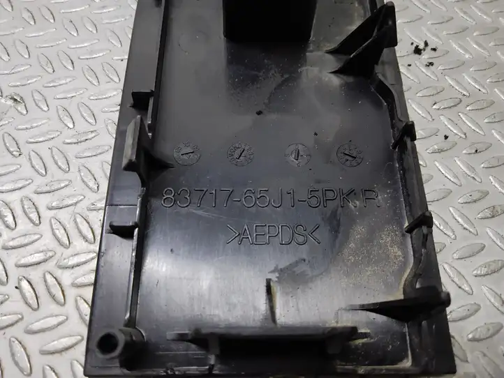 Suzuki Grand Vitara II (2005 - 2008) 8371765J1 Блок кнопок стеклоподъемников — фото 2