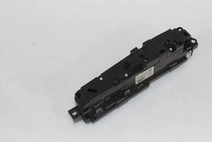 BMW 4 G22 G23 G24 G26 (2020 - ) 6832015 Включатель регулировки высоты / жесткости ходовой части — фото 4