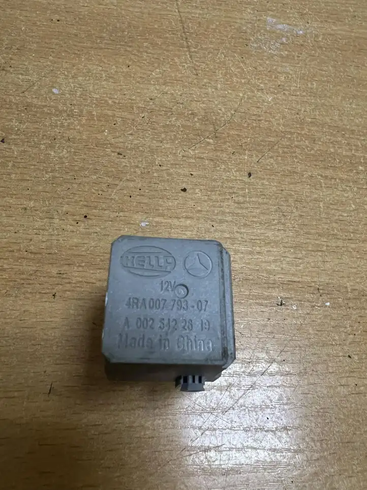 Opel Meriva A (2002 - 2006) A0025422619 Реле аварийных фонарей — фото 5