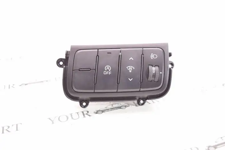 Kia Ceed (2015 - 2018) 93305A2110WK Включатель фонарей — фото 1