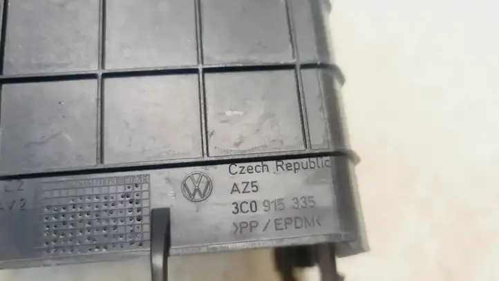 Volkswagen Tiguan (2011 - 2016) 3C0915335 Крышка ящика аккумулятора — фото 4