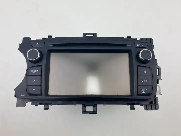 Toyota Yaris (2009 - 2012) 861400D010 Магнитола / мультимедийная система — фото 5