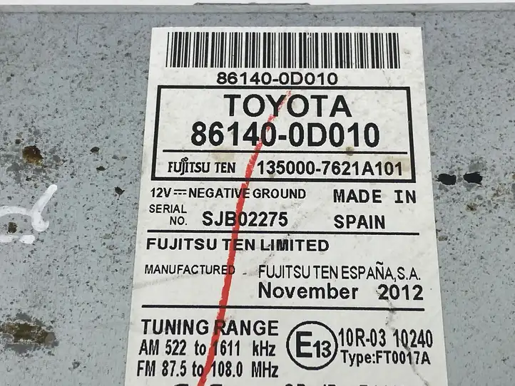 Toyota Yaris (2009 - 2012) 861400D010 Магнитола / мультимедийная система — фото 6