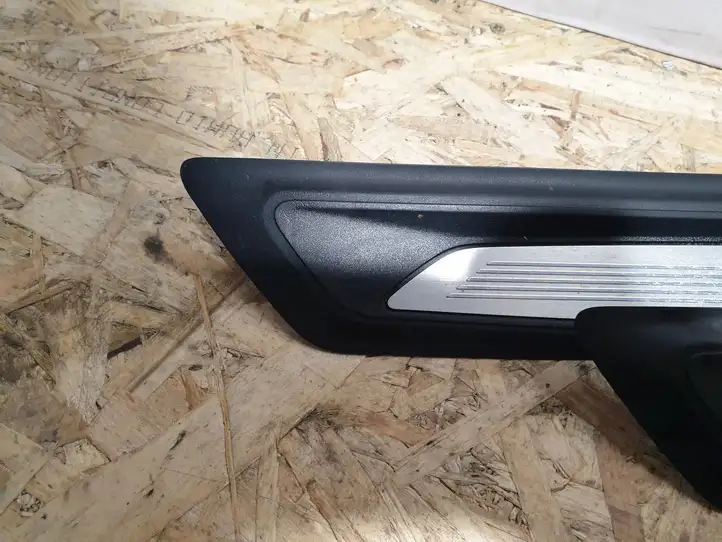 BMW 1 F20 F21 (2011 - 2019) 8051037 Внутренняя обшивка порога (комплект) — фото 2
