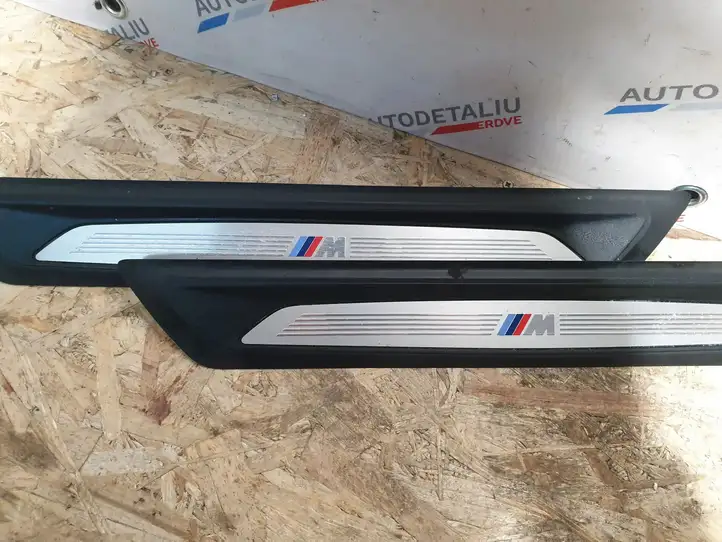 BMW 1 F20 F21 (2011 - 2019) 8051037 Внутренняя обшивка порога (комплект) — фото 11