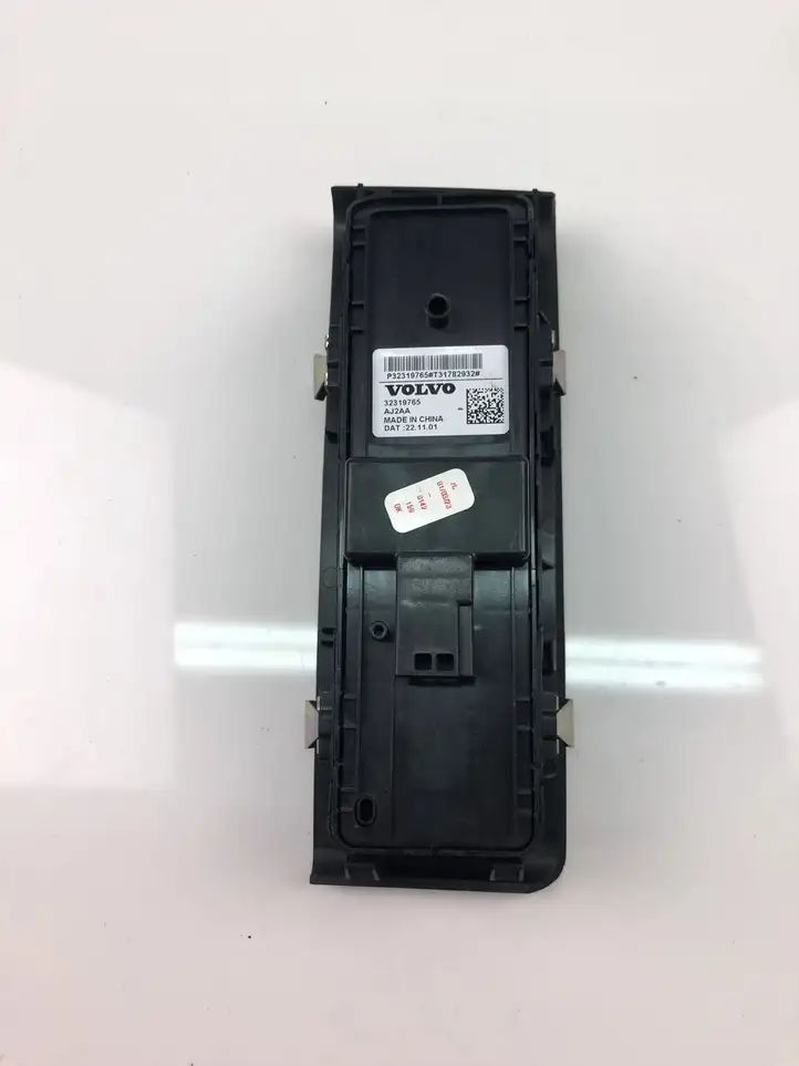 Volvo XC40 (2017 - ) 32319765 Кнопка стеклоподъемников — фото 3