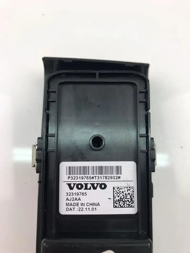 Volvo XC40 (2017 - ) 32319765 Кнопка стеклоподъемников — фото 4