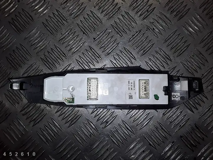 Mazda 6 (2015 - 2018) 5ab129ea03 Кнопка стеклоподъемников — фото 3